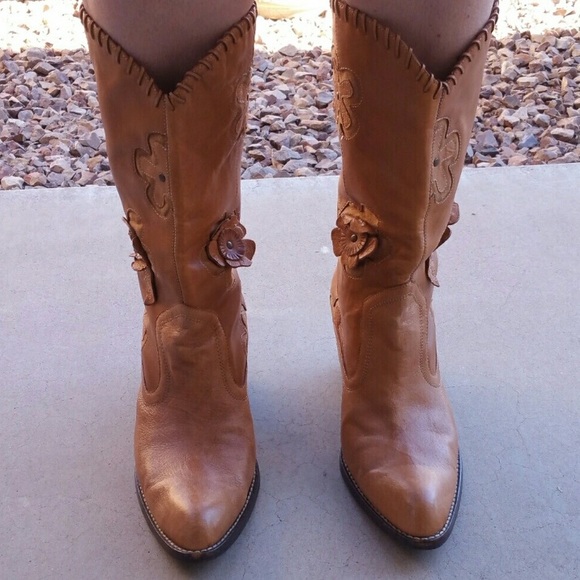 MiA Bo0t - Picture 3 of 14